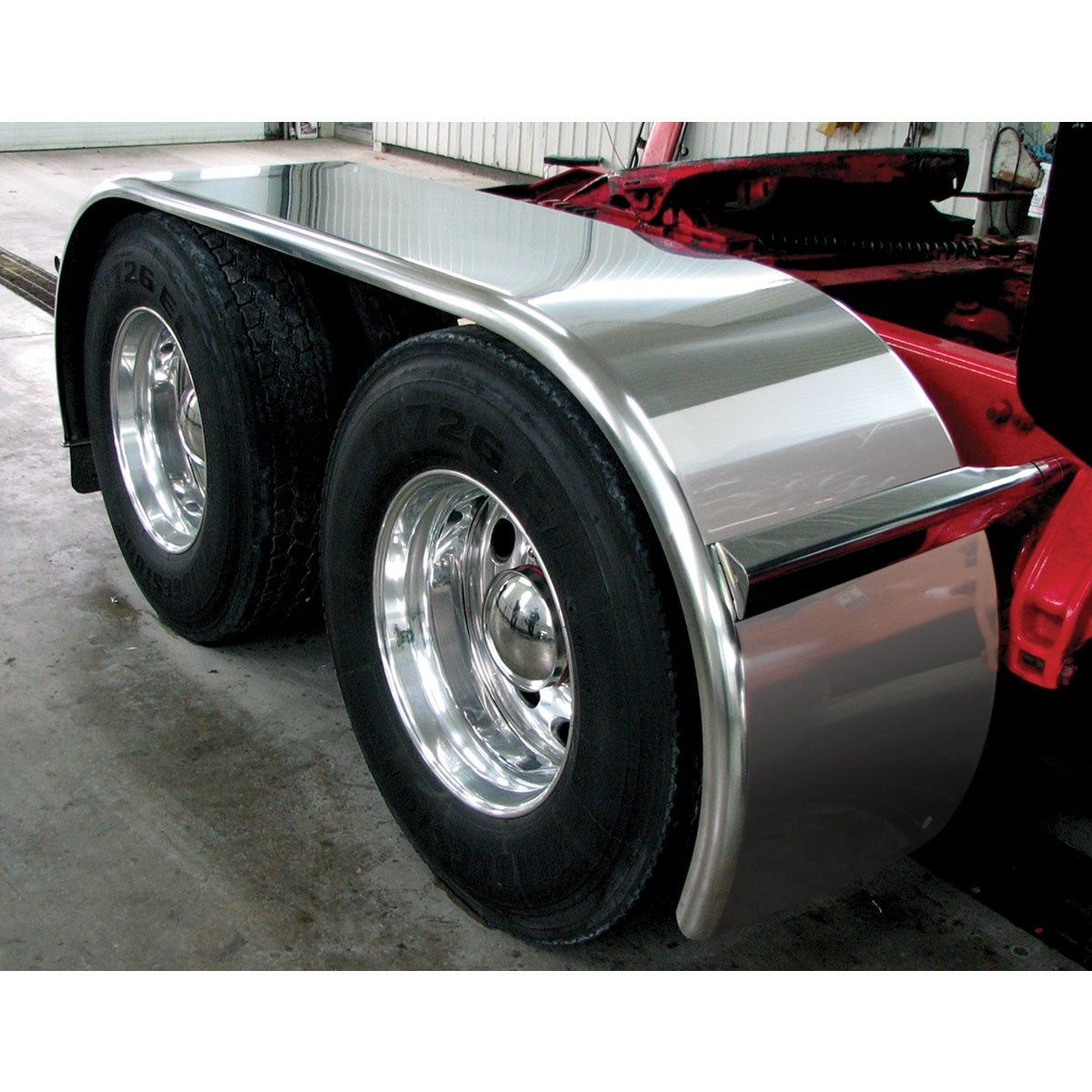 142" Smooth BOSS Full Fender (44"-54"-44") - 14 Ga.
