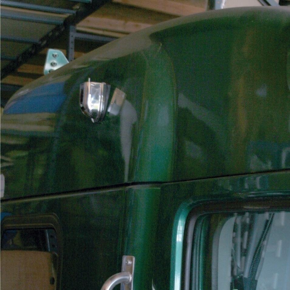 Sleeper Antenna Cover - Cab Exterior