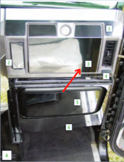 Freightliner Classic / Fld Glove Box Trim