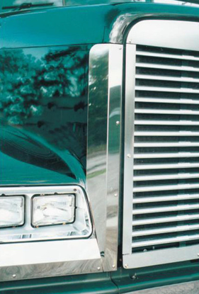 Freightliner FLD120 Stainless Steel Side Grill Deflector