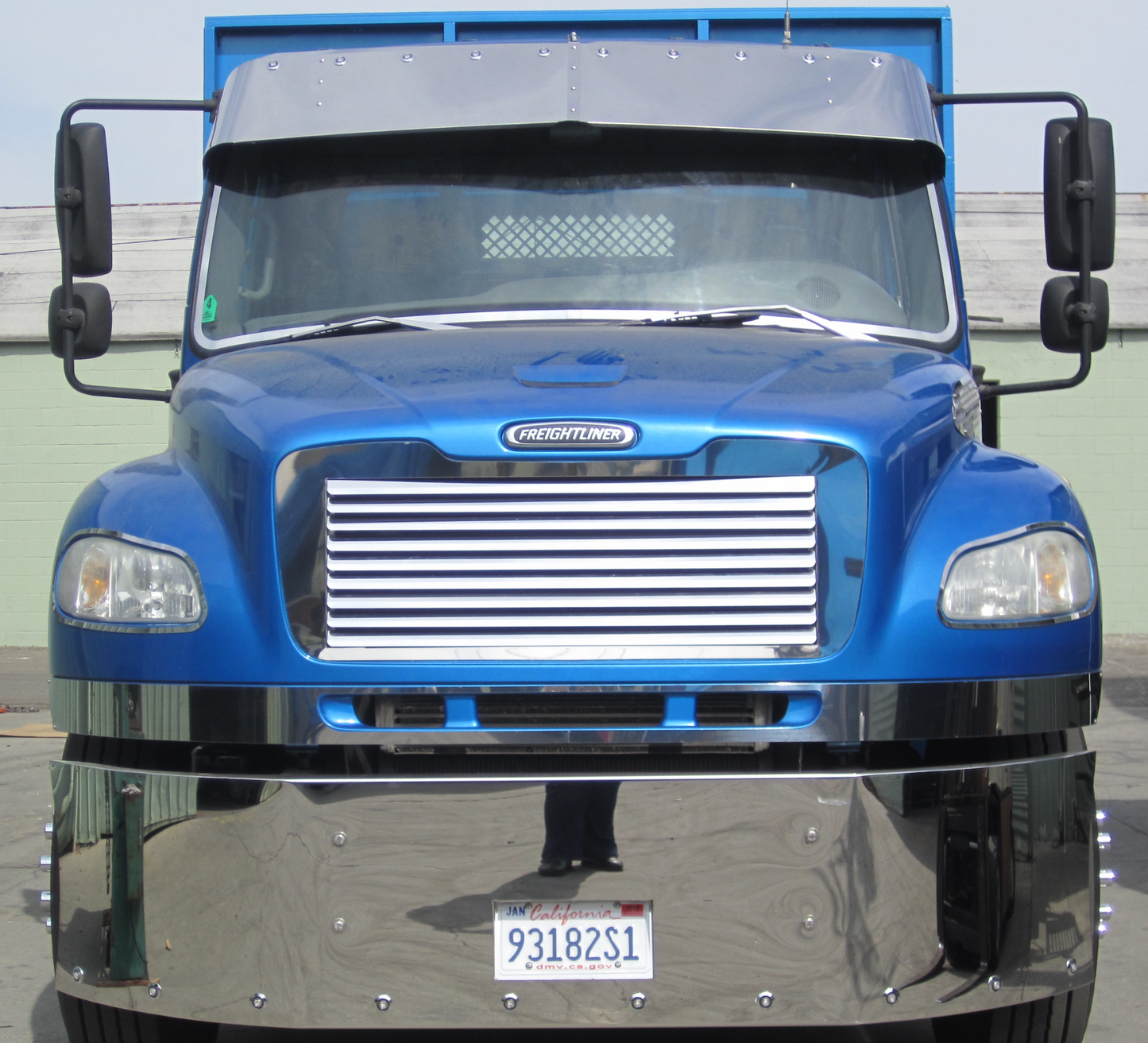 Freightliner M2 Business Class Hood Grill w/ 9 Louvers (38.25)