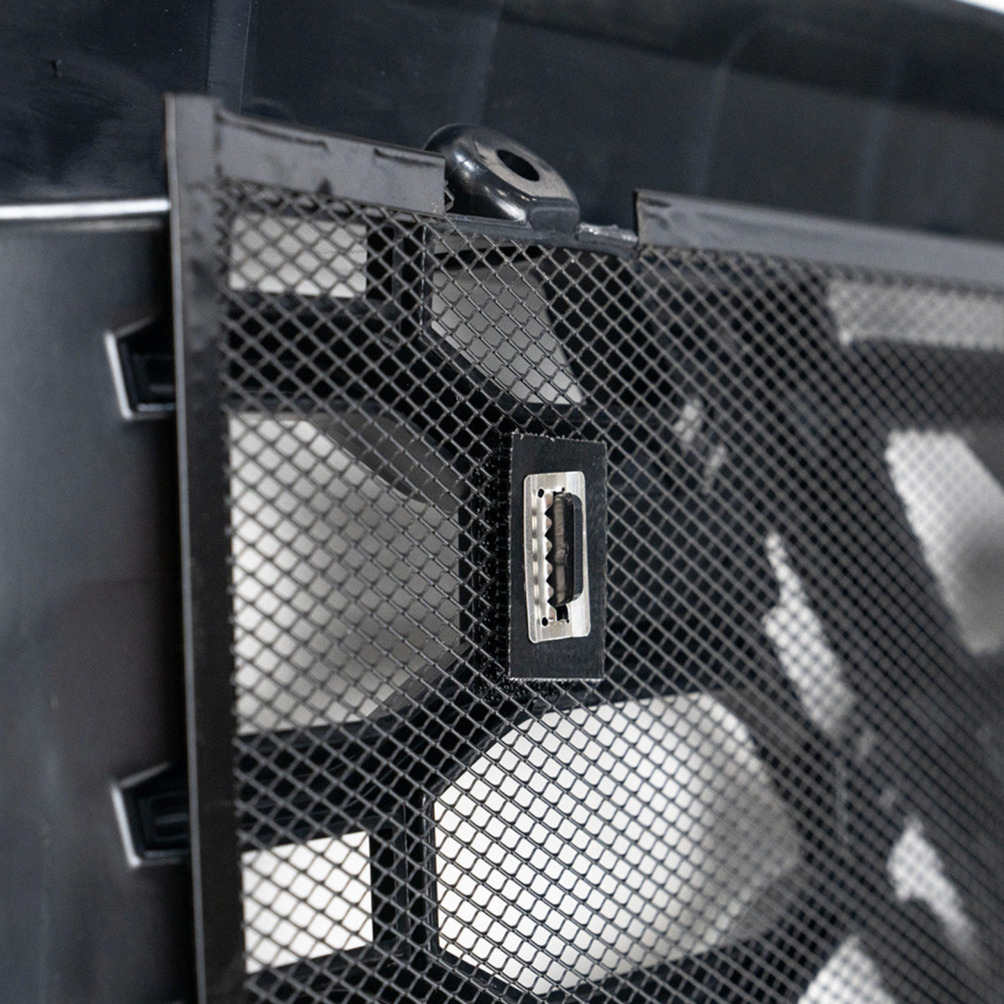 GRILLE WITH BUG SCREEN FOR 2018-2024 VOLVO VNL - SILVER