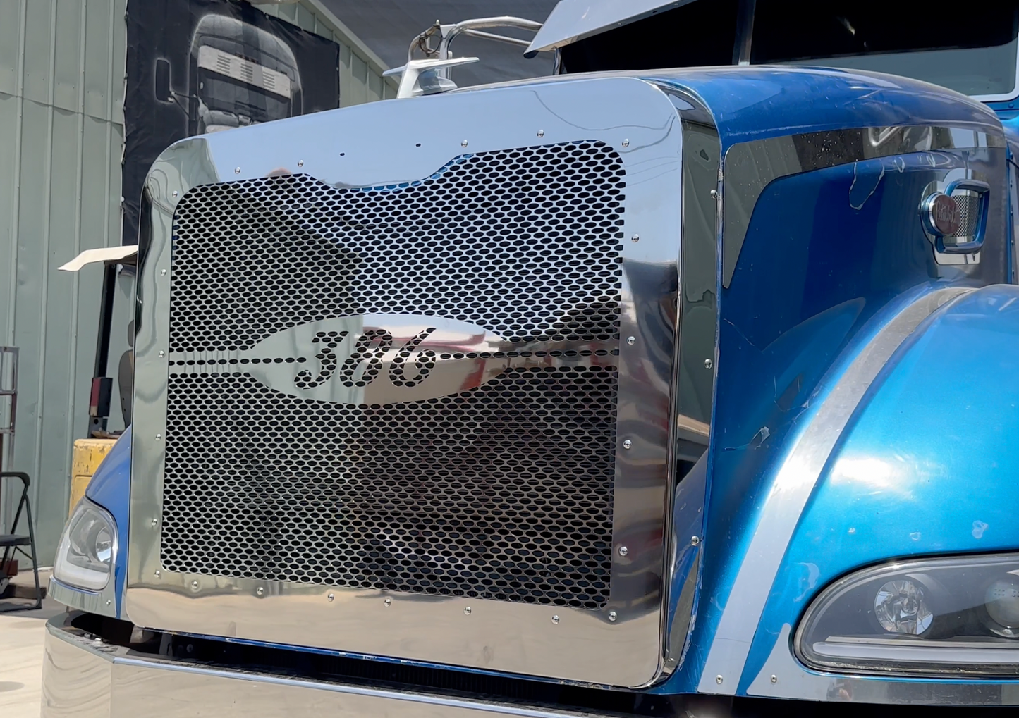 Hood Grill Surround & Mesh Insert w/386 Cut Out Kit