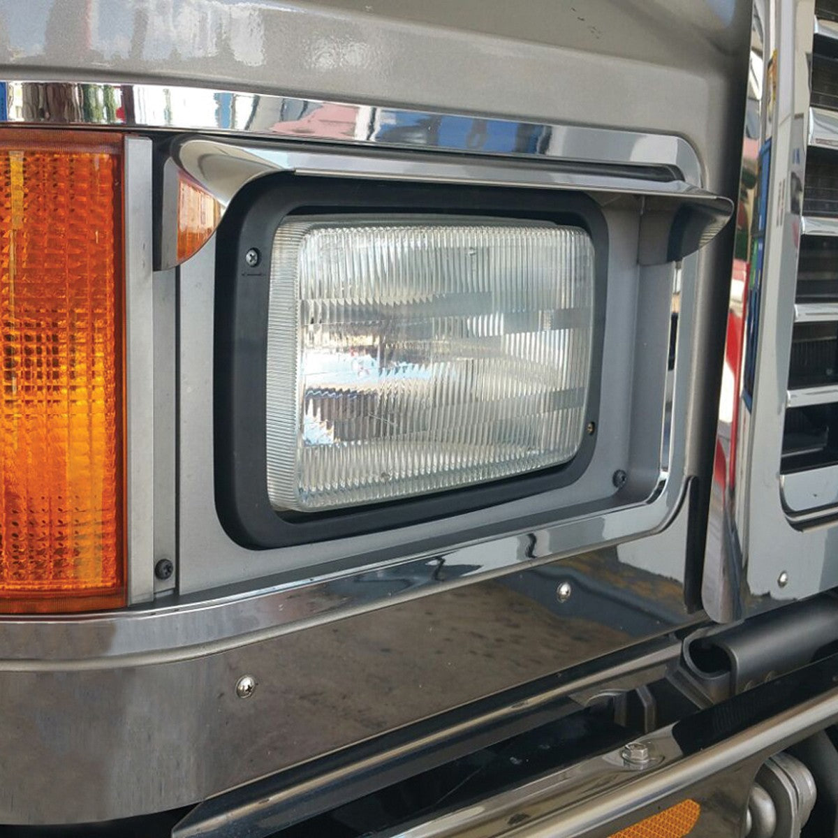 Mack CH Single Headlight Visor (Pair)