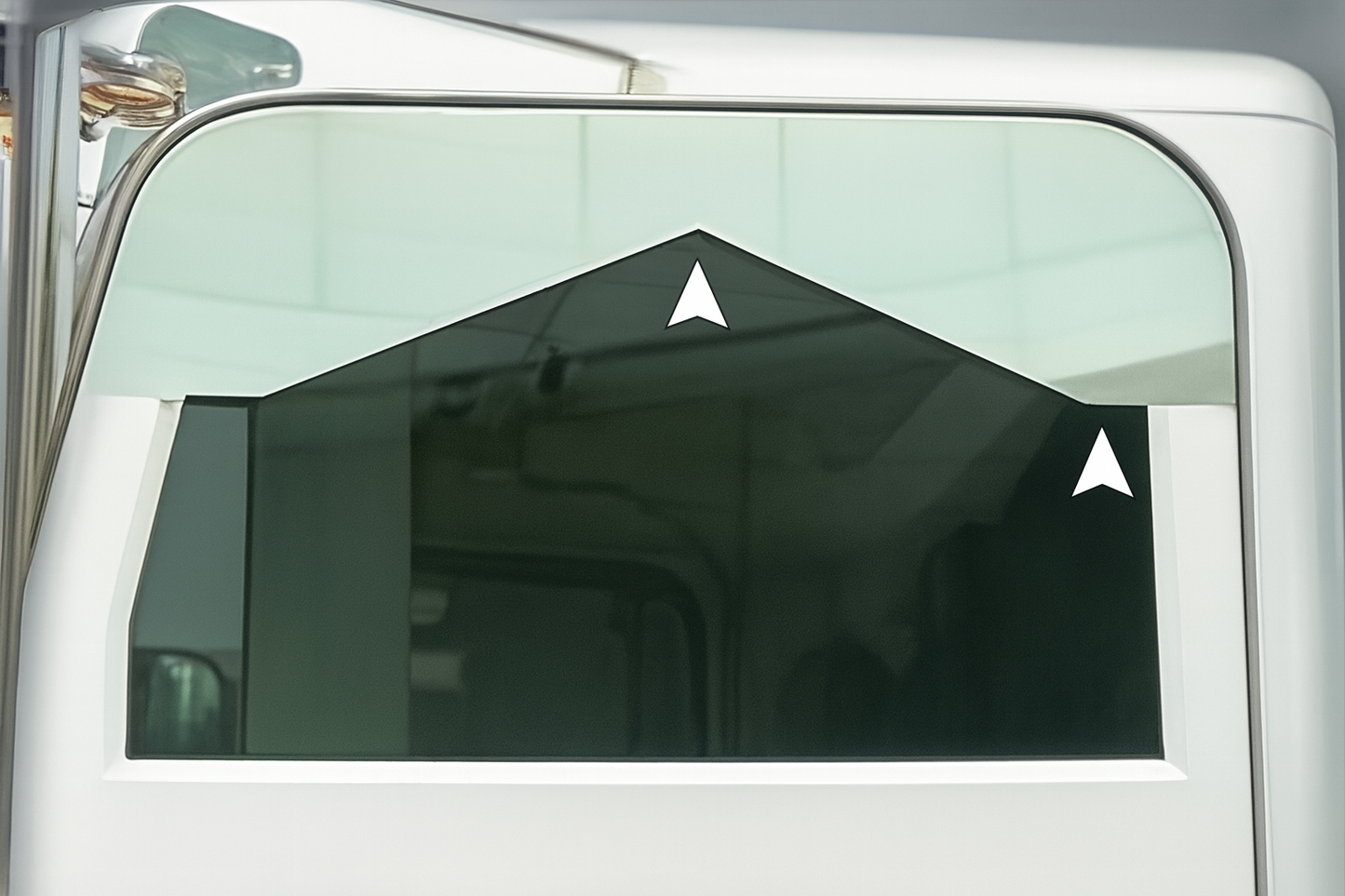 Peterbilt 379/386/388/389 8" x 4" Bowtie Chop Top (Cab Mounted Mirrors)