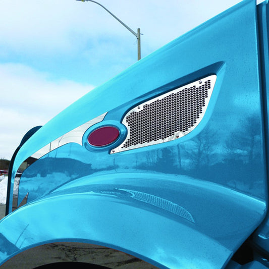 Peterbilt 579 Side Hood Trim