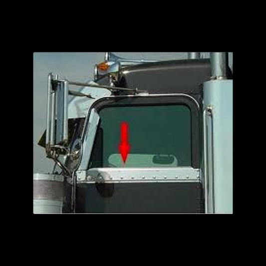 Peterbilt Under Window Trim (2005)