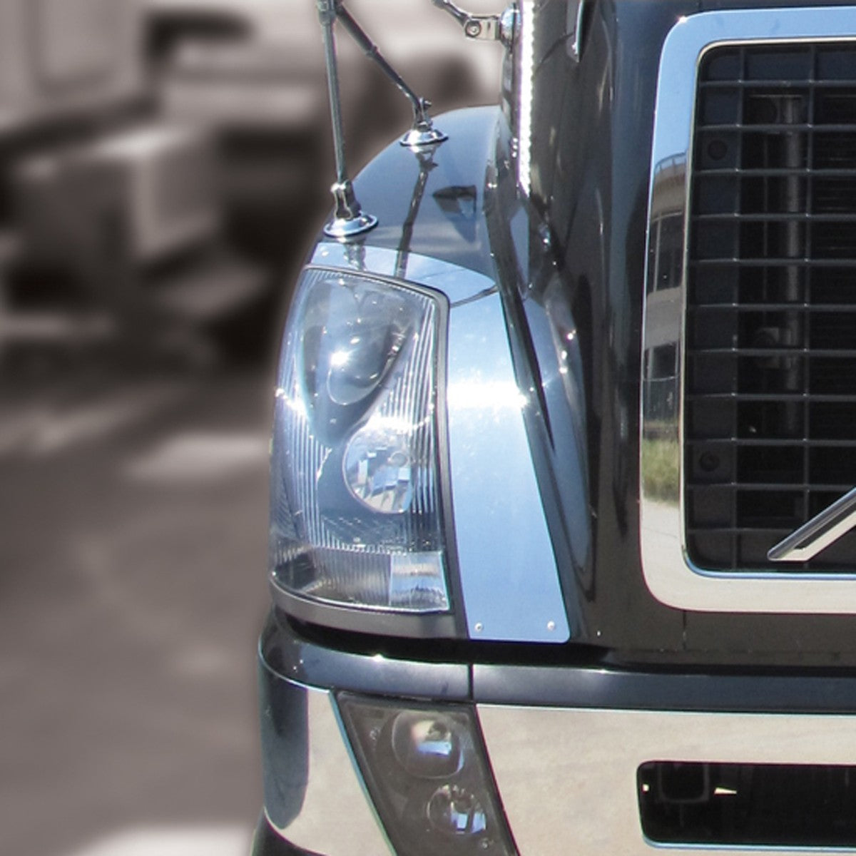 Volvo VN Models Fender Guard (2003+)