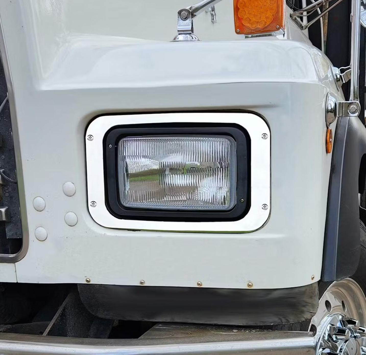 Bores Mack Headlight Trim Rings (Pair)