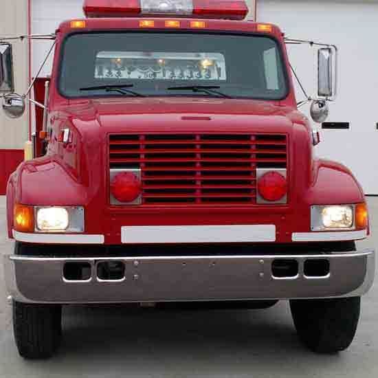 Bumper 10" Chrome International 4000/7000/8000 Series (1990-2004) w/ Tow & Fog Light Holes. Midrange Factory Style