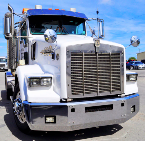 Bumper 18" Chrome Kenworth T800 (2004 & Older) Aero, 4 Mounting Bolts, w/ Tow,  Step & Fog Light Holes