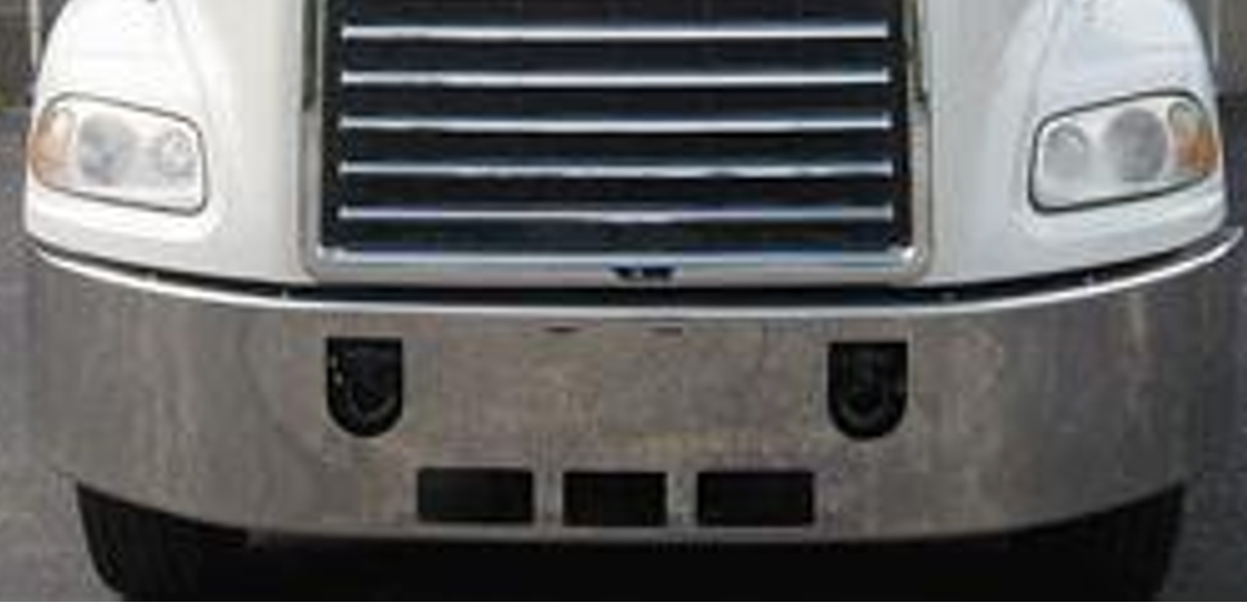 Bumper 18" Chrome Mack CX Series Vision Set Back Axle (2001-2004) w/ Tow, Step & Fog Light Holes.