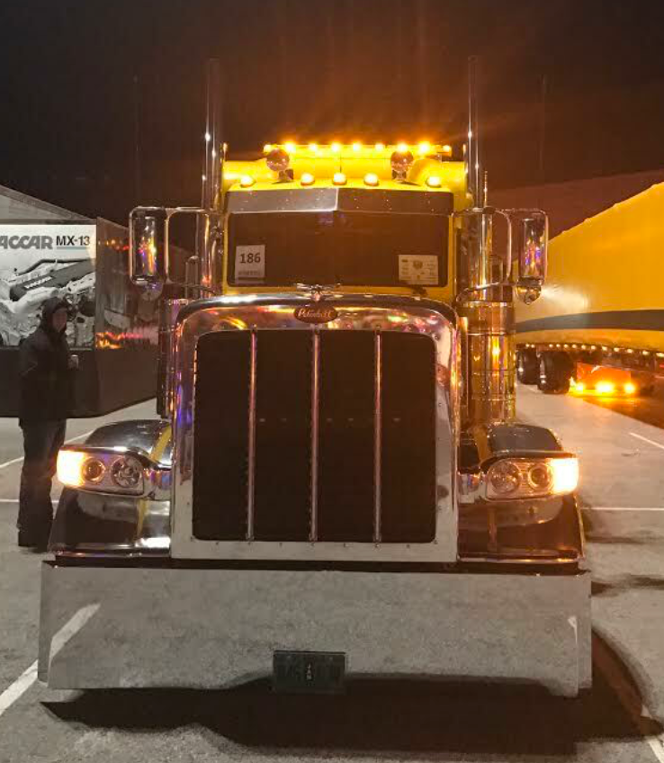 Bumper 20" Chrome Universal International 9370 (2011+), Kenworth W900B (2007+ ), Peterbilt 362/388/389, Western Star (2008), Classic