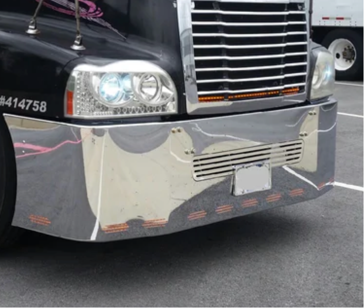Bumper 22" Chrome Freightliner Century (1996-2004) w/ Tow & Hidden Light Holes