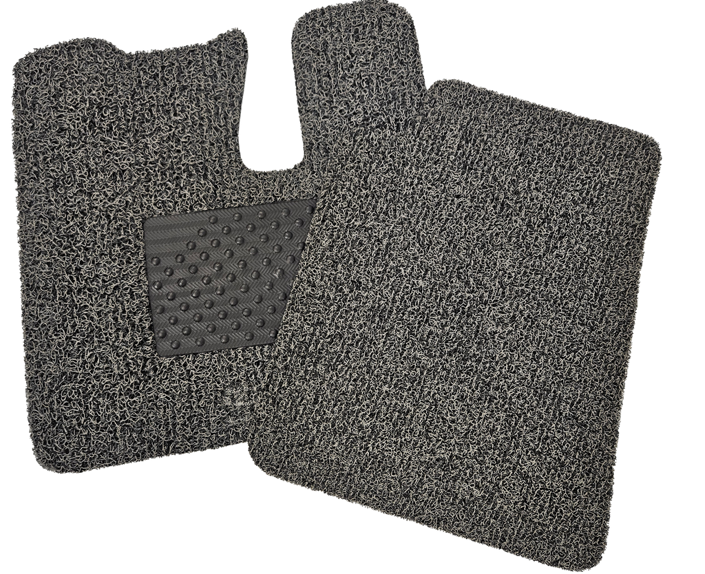 Floor Mat - Kenworth 2008 & Newer - T600/T800/W900/T660 - Black/Grey w/ SCI Logo