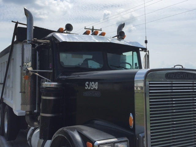 Freighliner FLC Day Cab 13" x 9" Bowtie Visor