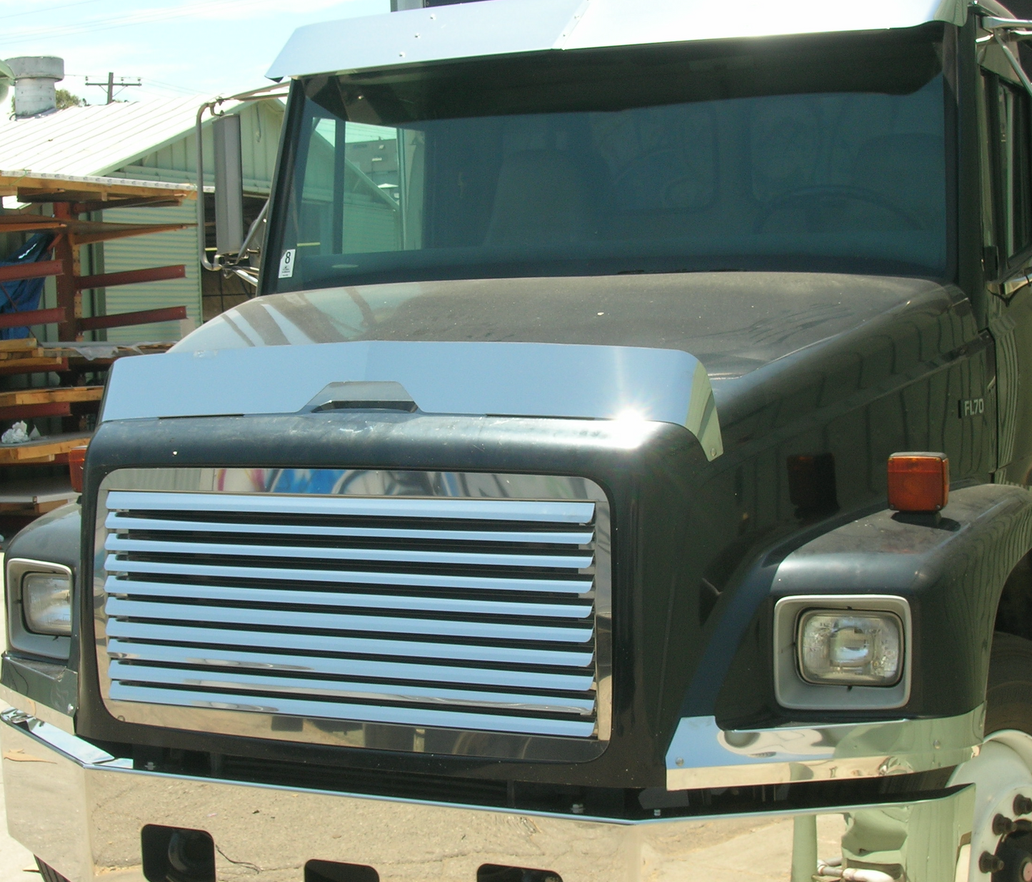 Freightliner FL 50/60/70/80 Hood Grill w/10 Louvers (42.25)