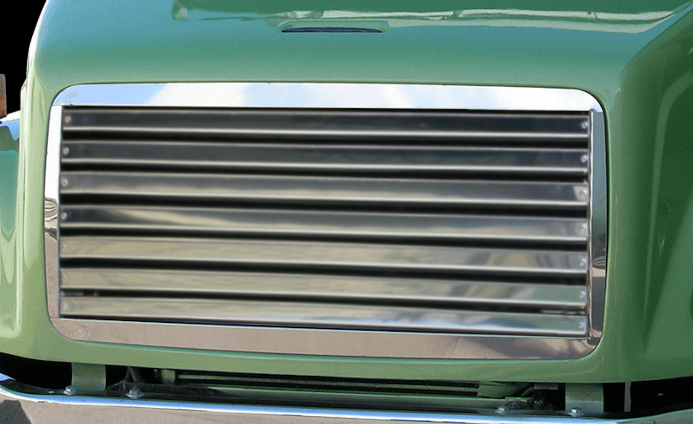 Freightliner FL 50/60/70/80 Hood Grill w/7 Munster Bars (42.25)