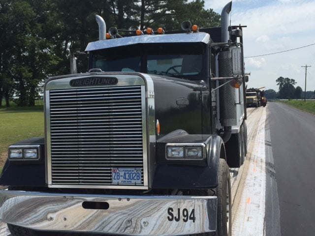 Freightliner FLC Day Cab 13" Drop Visor