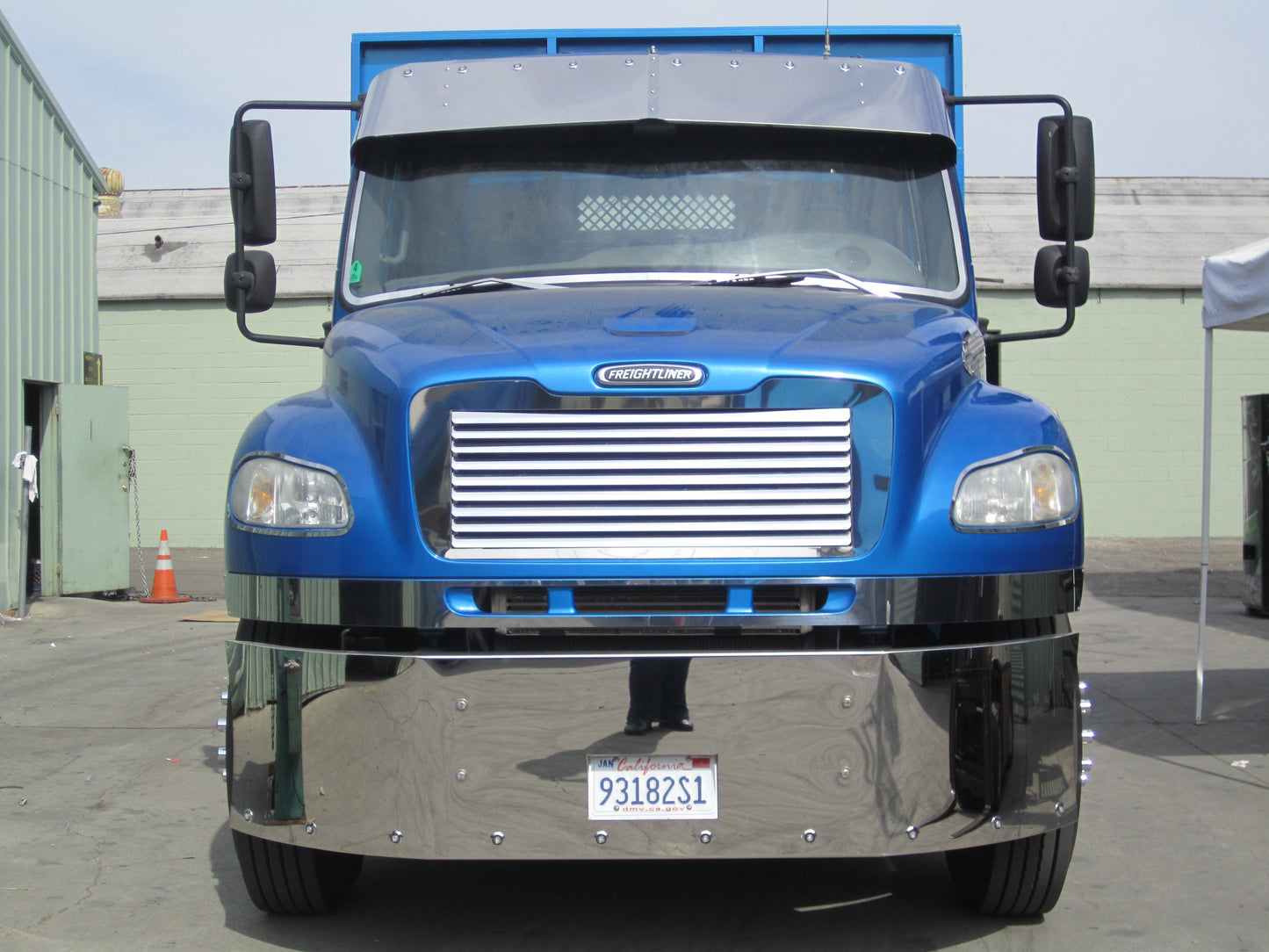 Freightliner M2 Business Class Hood Grill w/ 9 Louvers (38.25)