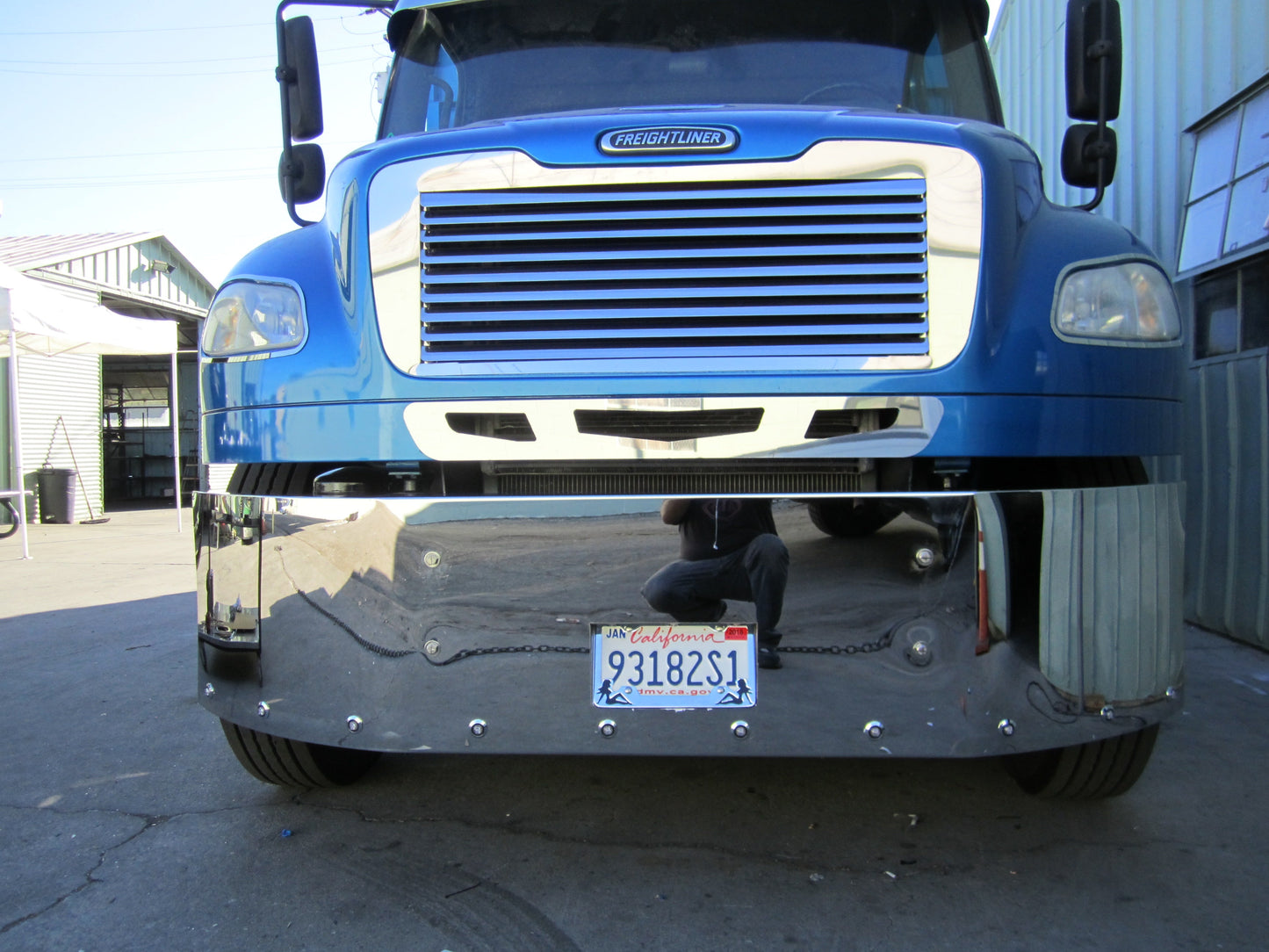 Freightliner M2 Business Class Hood Grill w/ 9 Louvers (38.25)