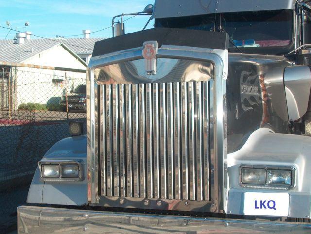 Kenworth W900L Stainless Vertical Bar Grille Insert Hood Grills