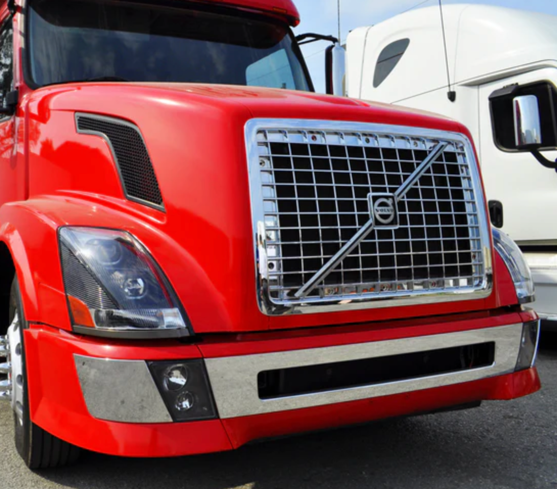 Grille Chrome Plastic - Volvo VNL (2003 - 2018) VNM (2004-2018)