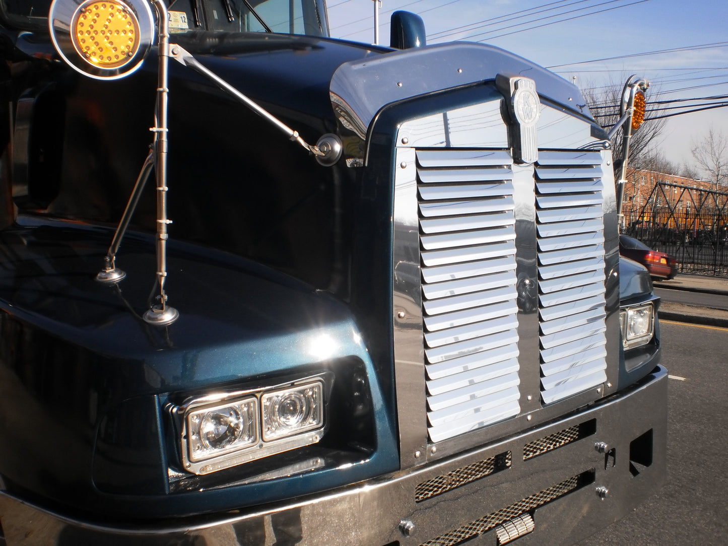 Grille Kenworth T600 Louvered (1996+)