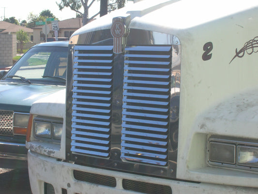 Grille Old Style Replacement Kenworth T600. 1995 and older