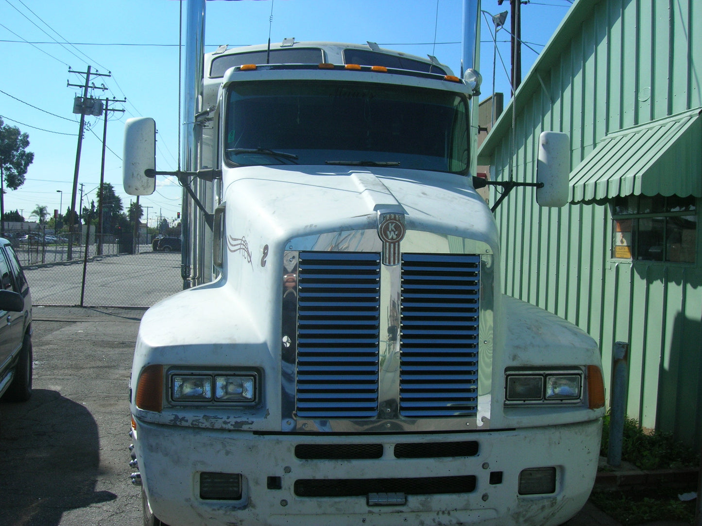 Grille Old Style Replacement Kenworth T600. 1995 and older