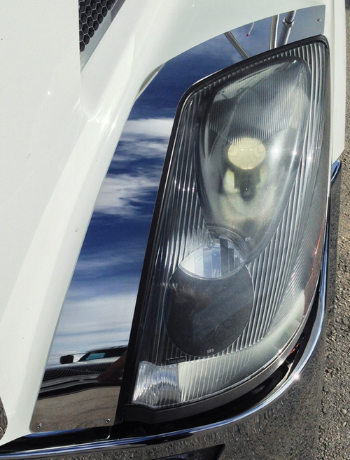 Headlight Fender Trim, Volvo Vn 2003+. Packaging Skin + Box