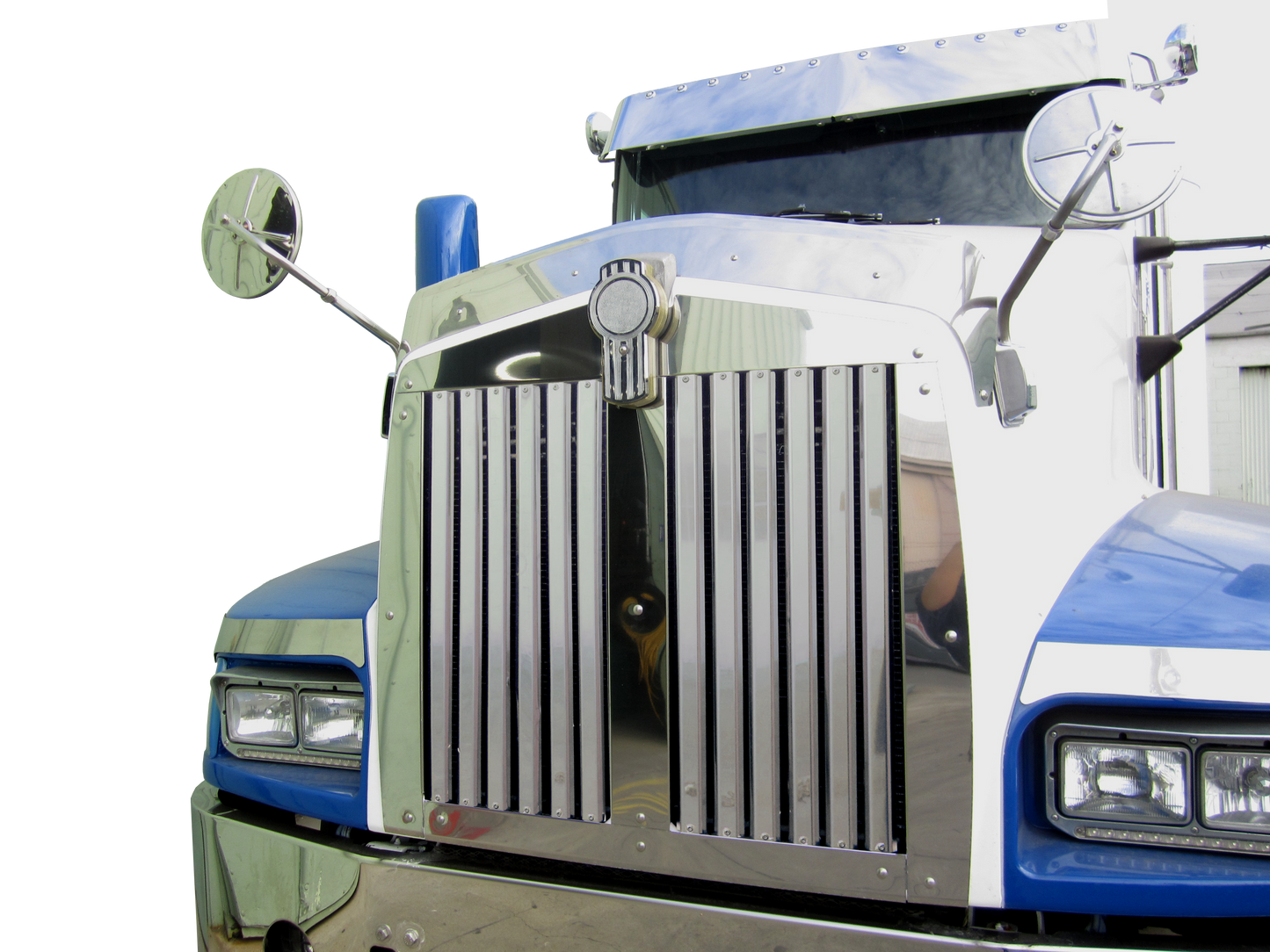 Kenworth T600 Hood Grill w/12 Vertical Bars (25.25)