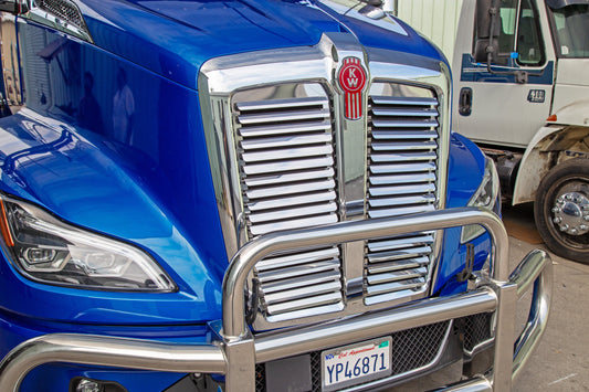 Kenworth T680 Next Gen Hood Grill w/18 Louvers (Per Side)