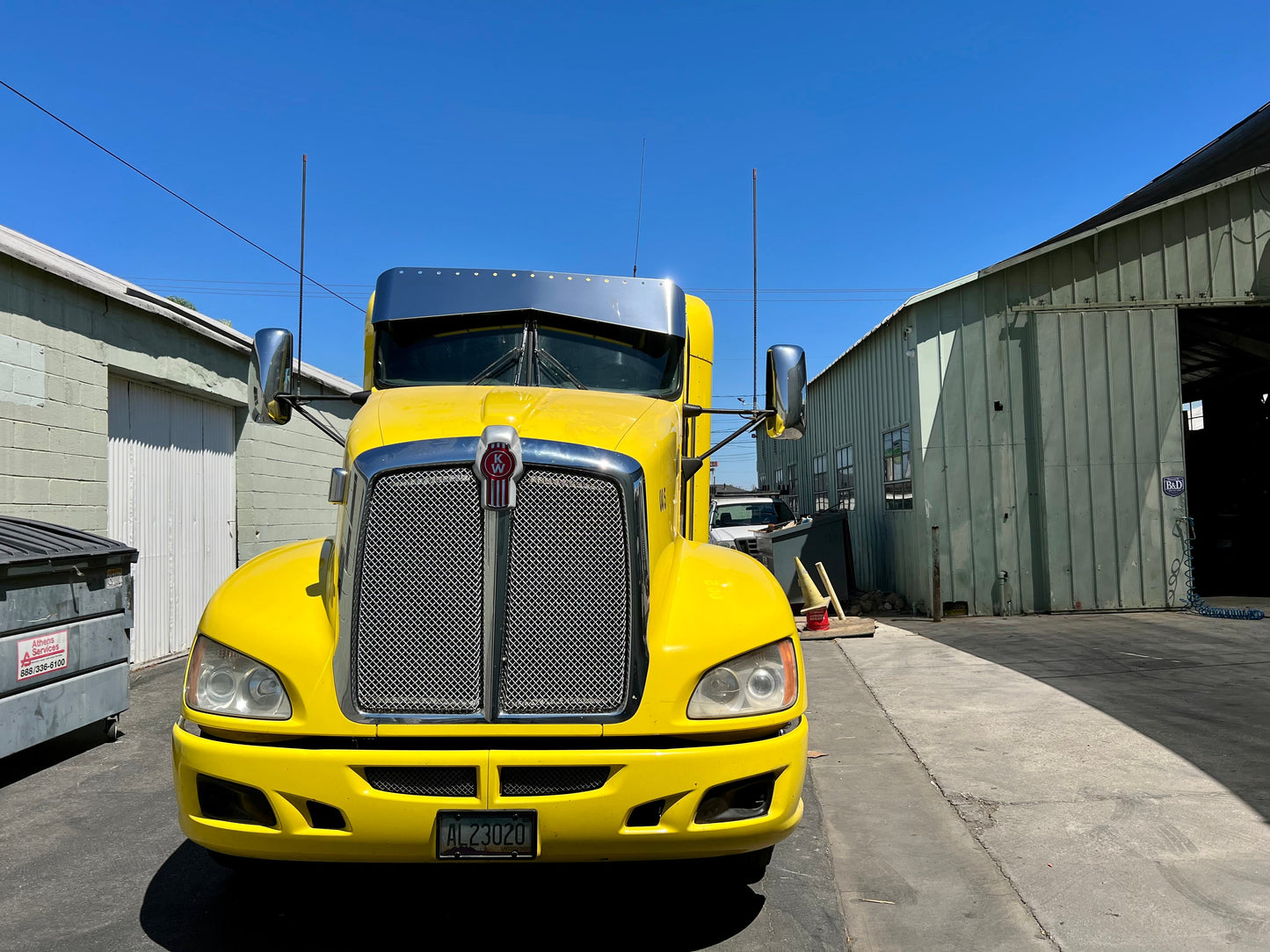 Kenworth W900L/T660/T800/T330 13" x 10" Botelho Blind Mount Bowtie Visor w/15-3/4" Light Holes