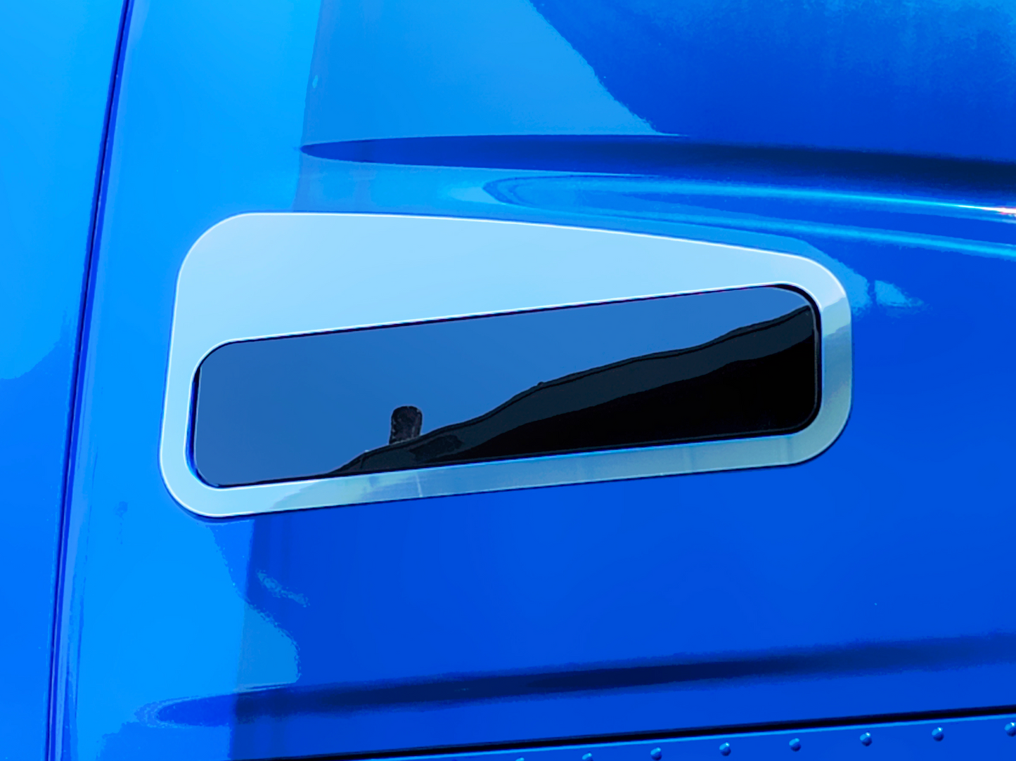 Kenworth W990/T680/T880 Sleeper 6" Sleeper Roof Window Chop Top & Surround