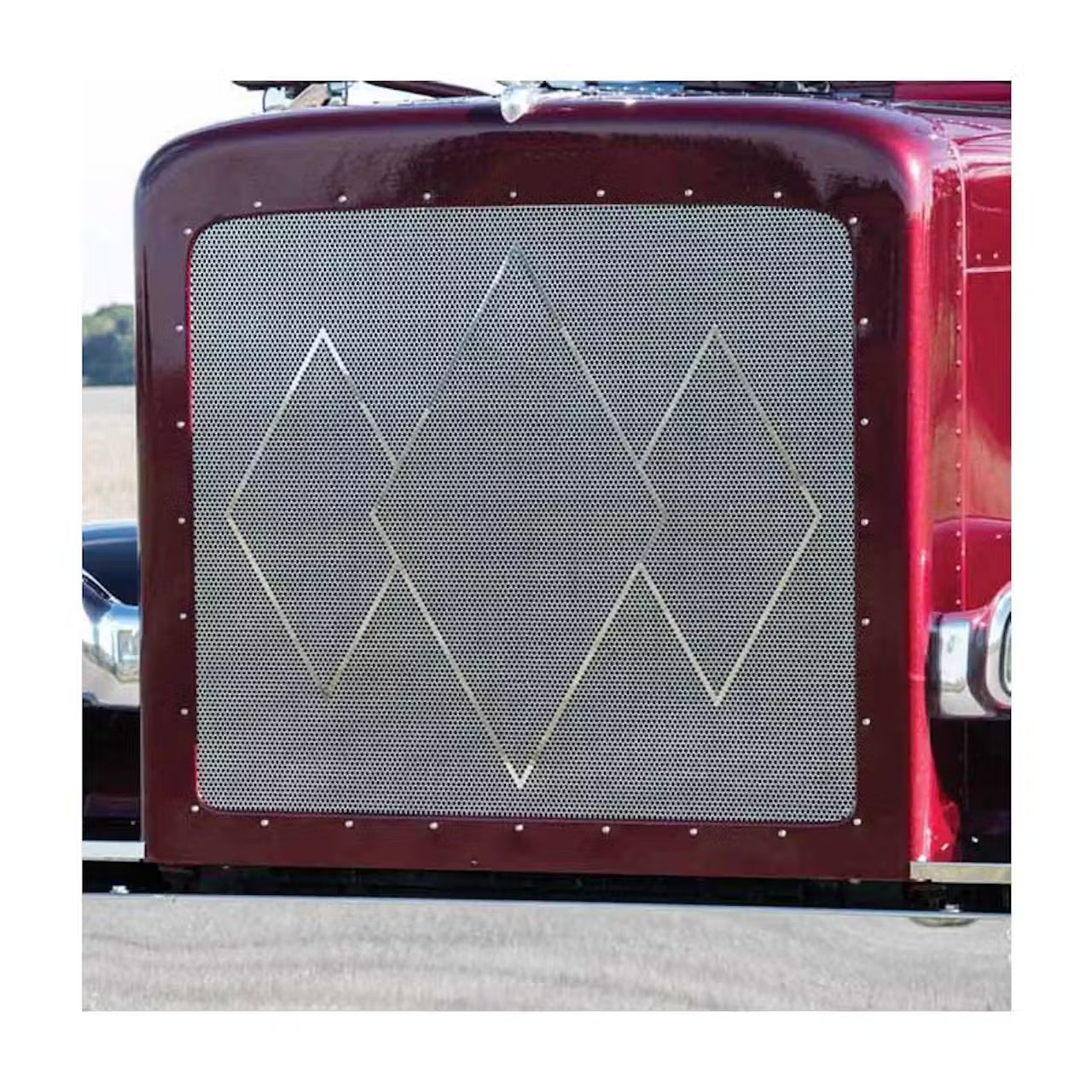 Peterbilt 357, 377, 378, 379, 385, Triple Diamond Punched Grill Insert.