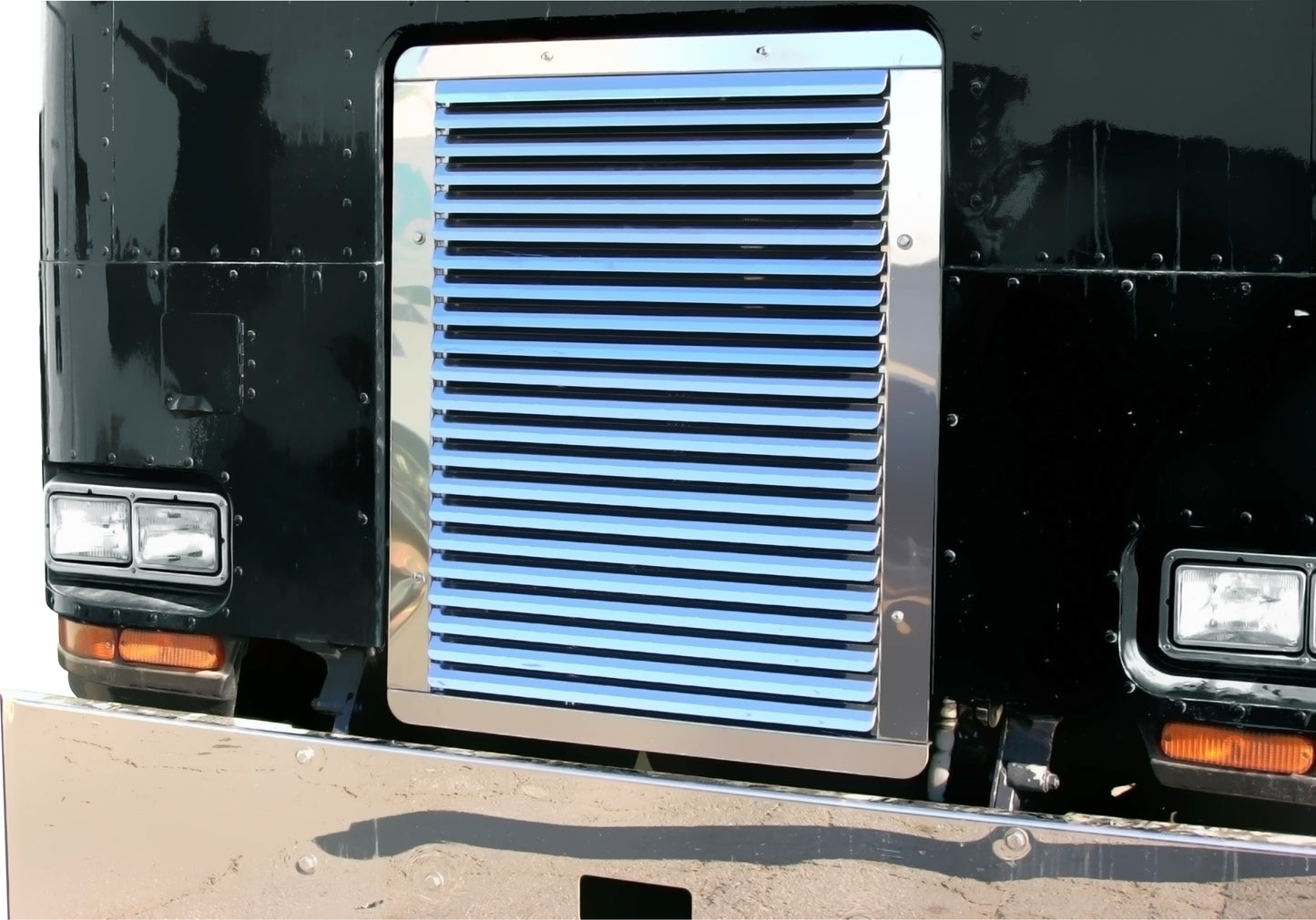 Peterbilt 362 Hood Grill w/19 Louvers (27.125)