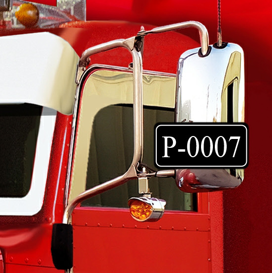 Peterbilt 379/ 384/ 388/ 389. 5" Drop Chop Top w/ Deflector (cab mounted mirror). (2005+)