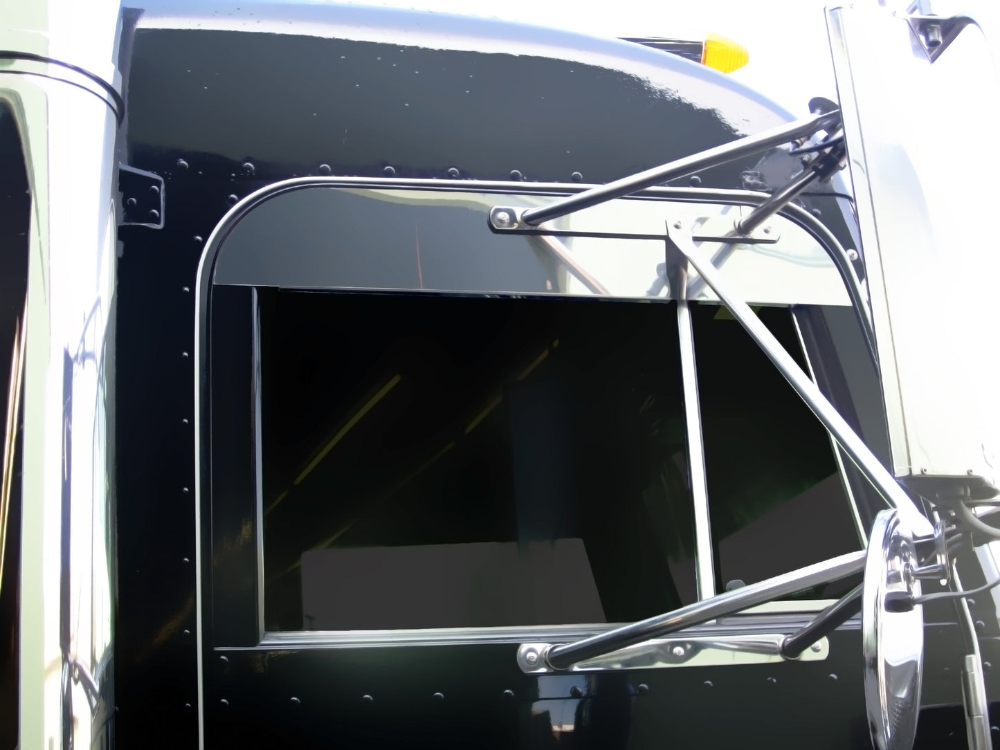 Peterbilt 379 5" Chop Top (Door Mounted Mirrors)