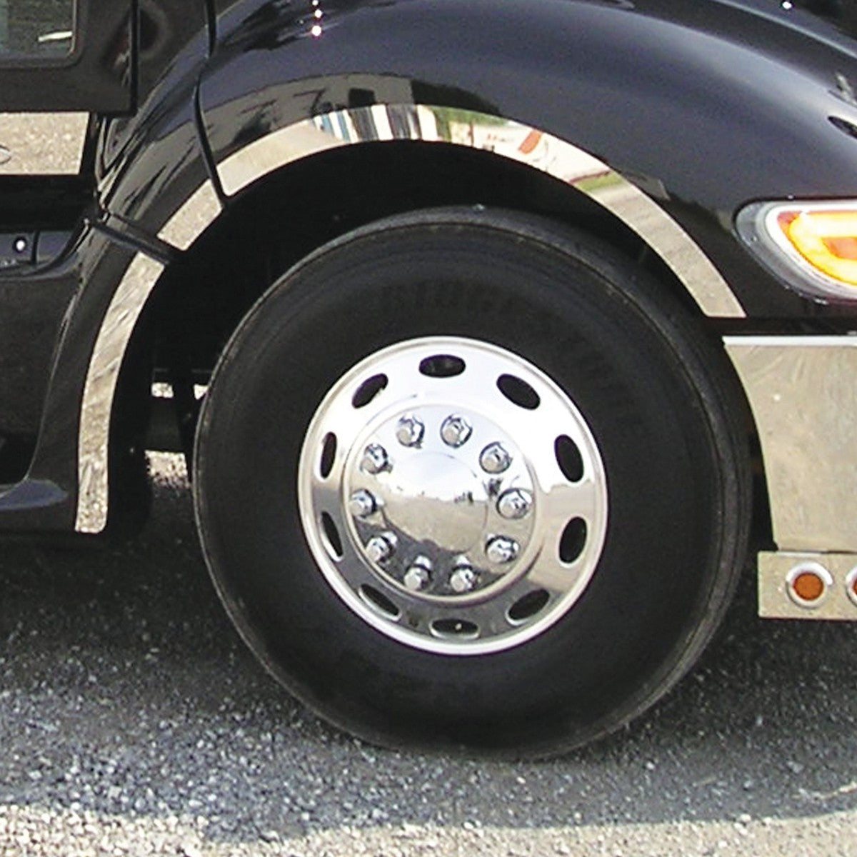 Peterbilt 387 Fender Trim