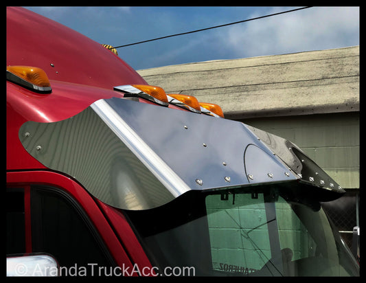 Peterbilt 587/387 18" x 15" Bowtie Visor