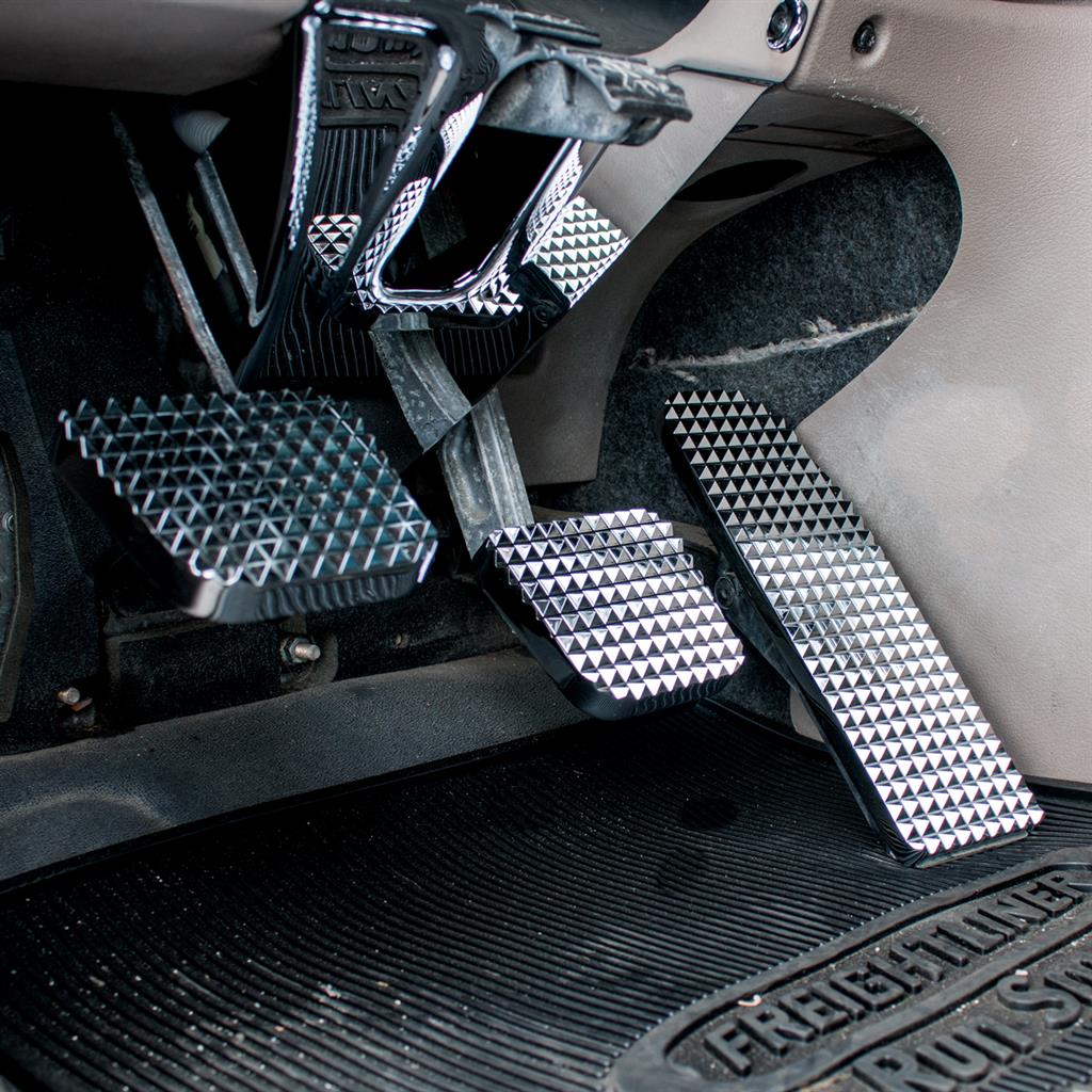 Truck City Chrome & Parts - Dual Gauge Diamond Pedal Set For 2008-2017 Freightliner Cascadia
