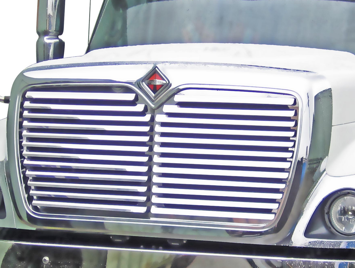 Workstar 7400/7500/7600 - ‘08-’18 - Hood Grill w/12 Louvers (Per Side)